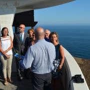 El nuevo observatorio del faro de Matxitxako permite a científicos y ciudadanía contemplar aves y fauna marina