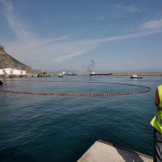 El Puerto de Bilbao realiza un simulacro  de lucha contra la contaminación marina