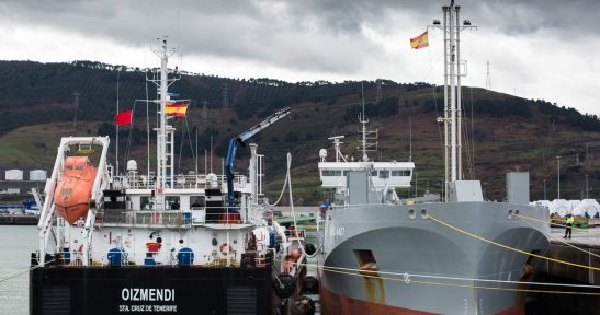 The Oizmendi carries out in Port of Bilbao first trial ever to transfer LNG ship-to-ship in Atlantic Arc and Mediterranean
