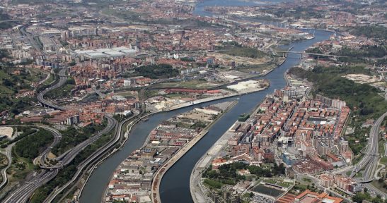 Port Authority of Bilbao organises solidarity trail for the treatment of a Biscay girl suffering Donohue syndrome
