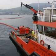 Mock marine anti-pollution drill carried out in Port of Bilbao
