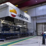 Wind turbine nacelles for the first Repsol and Ibereólica wind farm in Chile, to be shipped from the port of Bilbao