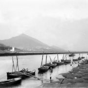 Exhibition on the docks of Portugalete, with photos from the Port Authority archive collection
