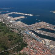 More users take up the scheme provided by the Port of Bilbao to encourage heavy goods vehicles to give advance notice of entry and use the AP-8
