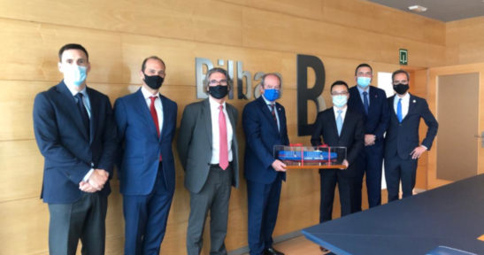 Representatives of COSCO Shipping visit the port of Bilbao
