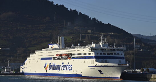 Brittany Ferries’ LNG-powered ferry Salamanca makes its first technical stopover in the Port of Bilbao