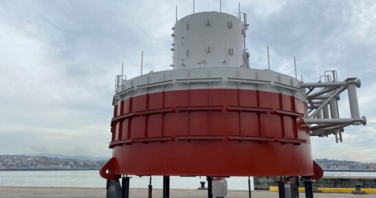 TECNALIA presents, in the port of Bilbao, the largest floating platform-laboratory for the offshore industry