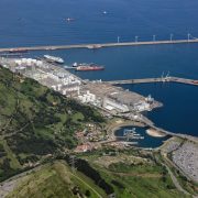 Bilbao PortLab acerca al alumnado del máster universitario en tecnologías del hidrógeno al puerto de Bilbao